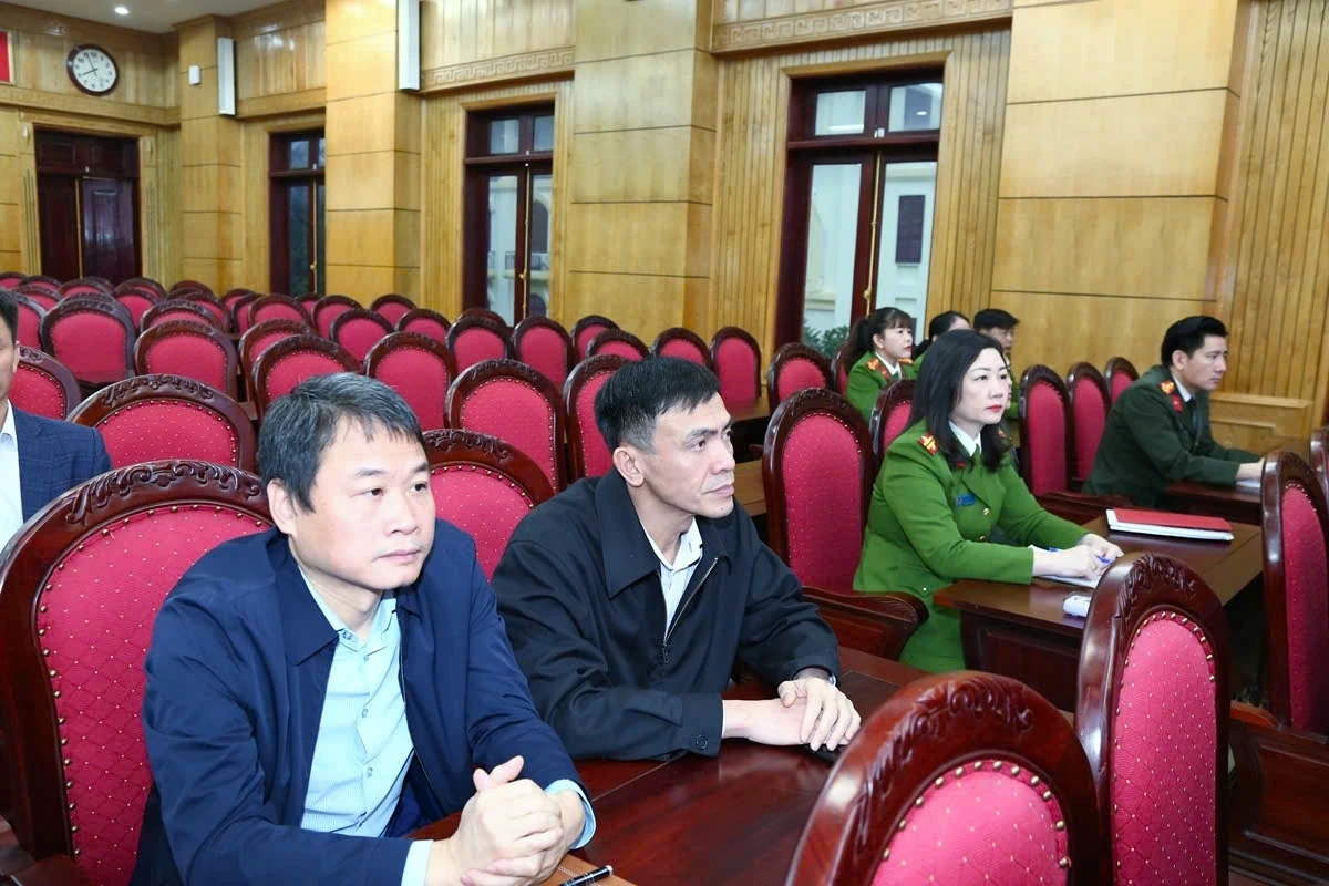 Triển khai đồng bộ, bảo đảm tiến độ, chất lượng c&aacute;c nền tảng số từ Trung ương đến cơ sở