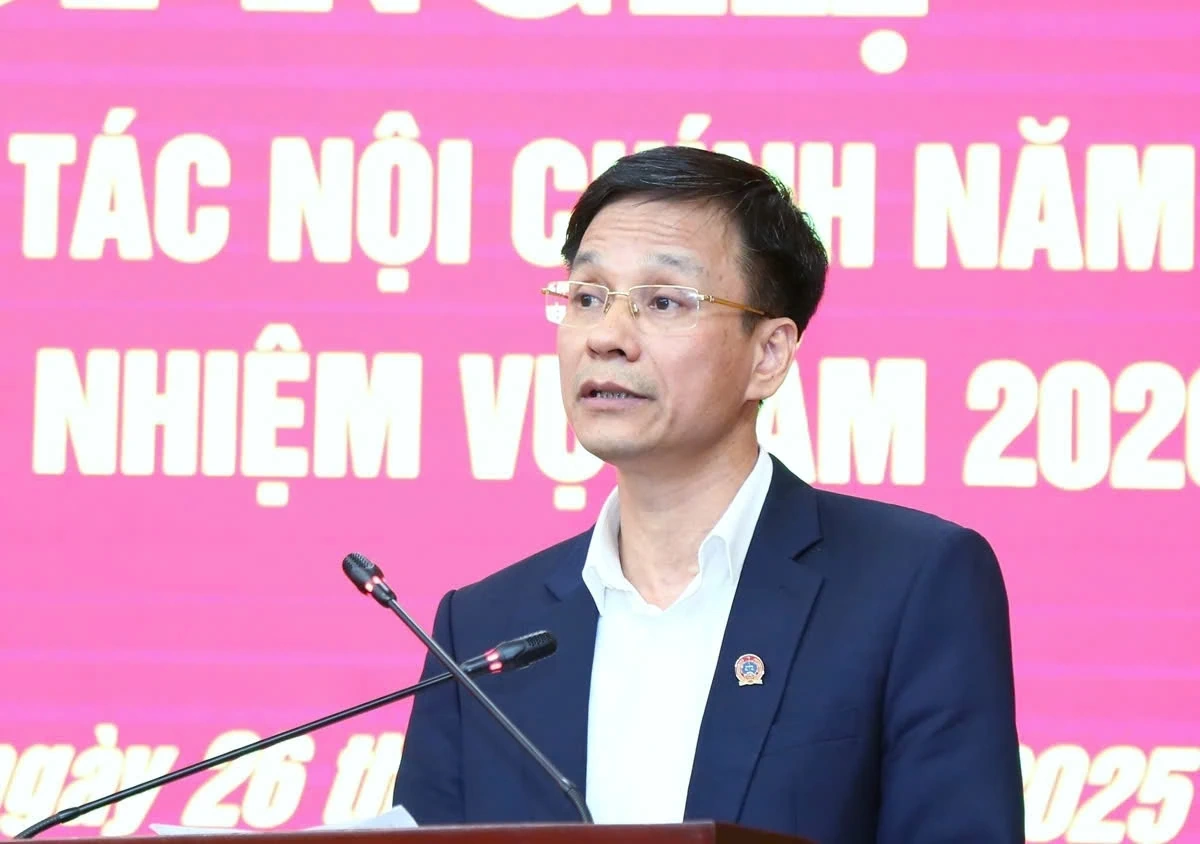 Xử l&yacute; dứt điểm c&aacute;c c&ocirc;ng tr&igrave;nh, dự &aacute;n chậm tiến độ, tồn đọng k&eacute;o d&agrave;i, nguy cơ g&acirc;y thất tho&aacute;t, l&atilde;ng ph&iacute;