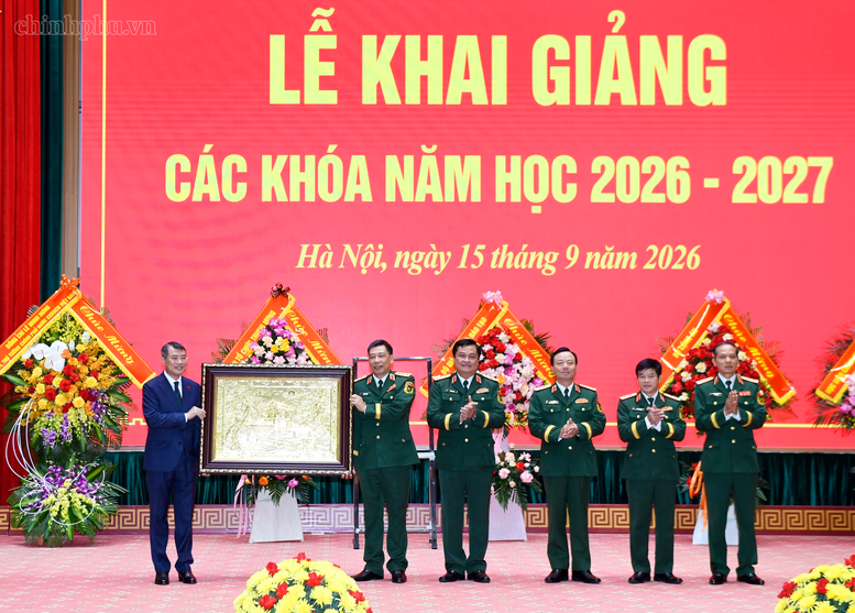 Thủ tướng: Phải chuẩn bị khả năng ứng phó với những tình huống chưa có tiền lệ về quân sự - quốc phòng- Ảnh 6.