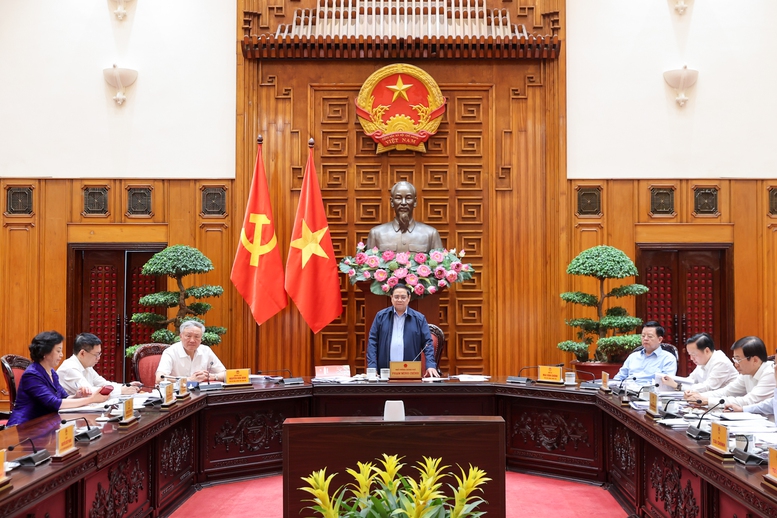 Thủ tướng: Phát triển Trung tâm Lọc hóa dầu và năng lượng quốc gia tại Dung Quất- Ảnh 1. Thủ tướng: Phát triển Trung tâm Lọc hóa dầu và năng lượng quốc gia tại Dung Quất- Ảnh 1.