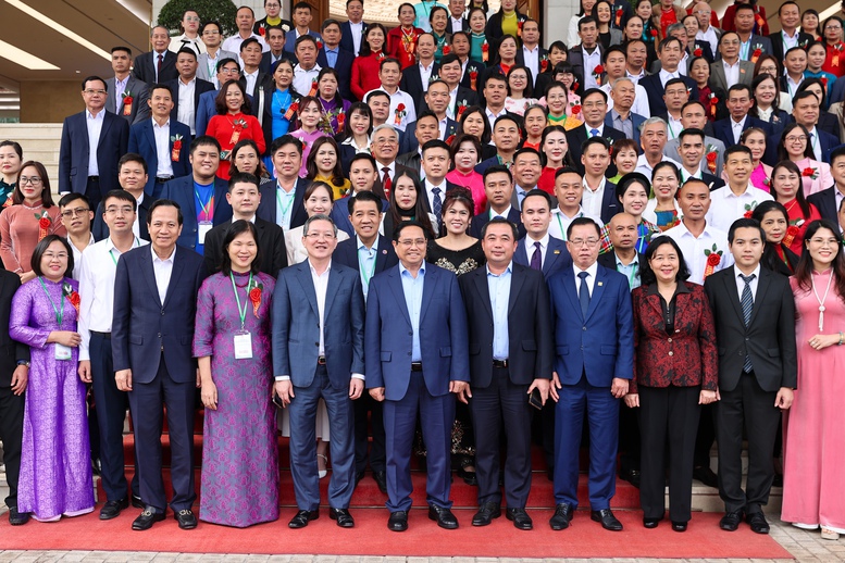 Thủ tướng: Hướng tới 100 tỷ USD xuất khẩu nông sản và xuất khẩu cả ngành nông nghiệp Việt Nam- Ảnh 10. Thủ tướng: Hướng tới 100 tỷ USD xuất khẩu nông sản và xuất khẩu cả ngành nông nghiệp Việt Nam- Ảnh 10.