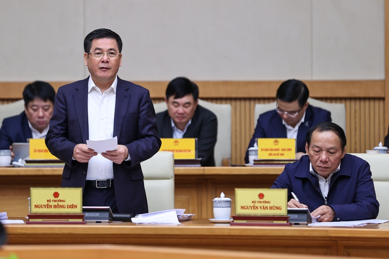 Thủ tướng: Phải bảo đảm 'mọi người đều có nhà, mọi gia đình đều có Tết'- Ảnh 7. Thủ tướng: Phải bảo đảm 'mọi người đều có nhà, mọi gia đình đều có Tết'- Ảnh 7.