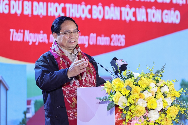 Thủ tướng dự khởi c&ocirc;ng 3 ng&ocirc;i trường của