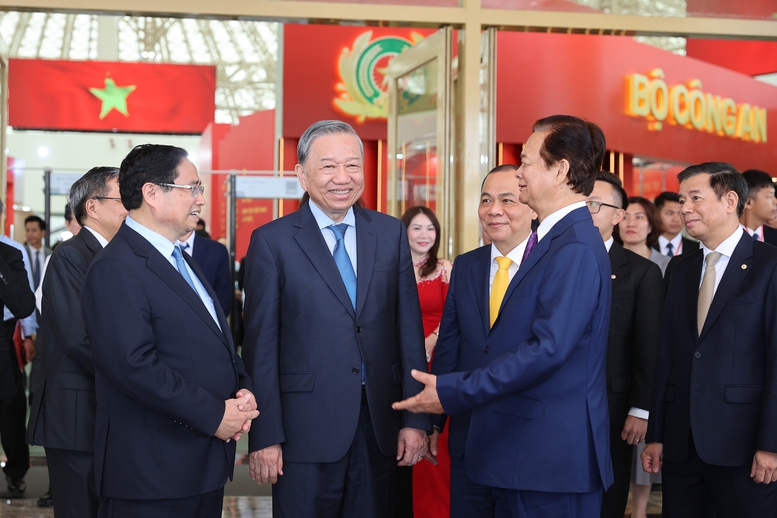 Thủ tướng Phạm Minh Chính: Không khí đặc biệt, khí thế đặc biệt, nỗ lực đặc biệt, sẽ tạo thành quả đặc biệt- Ảnh 15. Thủ tướng Phạm Minh Chính: Không khí đặc biệt, khí thế đặc biệt, nỗ lực đặc biệt, sẽ tạo thành quả đặc biệt- Ảnh 15.