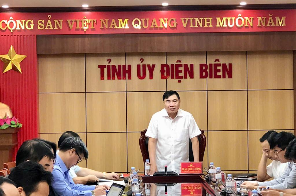 Đồng chí Trần Quốc Cường, Ủy viên Trung ương Đảng, Bí thư Tỉnh ủy, Trưởng Ban Chỉ đạo tỉnh phát biểu tại Phiên họp