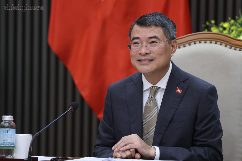 Thủ tướng Lê Minh Hưng điện đàm với Thủ tướng Canada: Việt Nam là đối tác quan trọng chủ chốt ở khu vực- Ảnh 1.