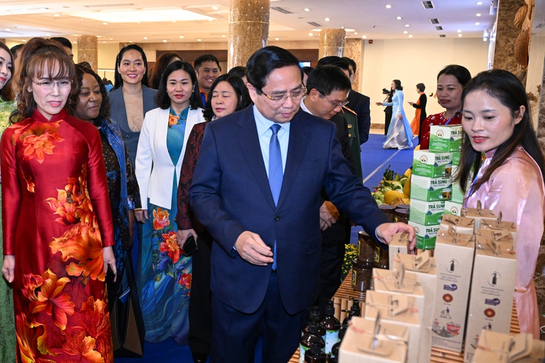 Thủ tướng: Phụ nữ Việt Nam ‘3 tiên phong’, ‘5 làm chủ’ trong khởi nghiệp sáng tạo- Ảnh 10.