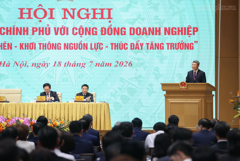Thủ tướng: Kiến nghị của doanh nghiệp phải được xử lý đến cùng và tất cả câu trả lời phải được công khai- Ảnh 7.