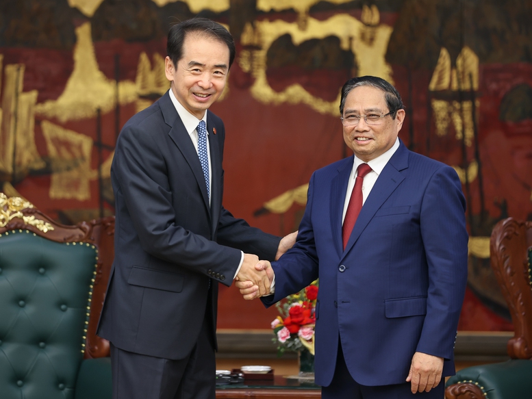 Thủ tướng Phạm Minh Chính tiếp Đại sứ Trung Quốc- Ảnh 1.