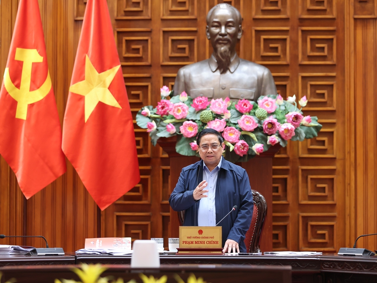 Thủ tướng: Phát triển Trung tâm Lọc hóa dầu và năng lượng quốc gia tại Dung Quất- Ảnh 2. Thủ tướng: Phát triển Trung tâm Lọc hóa dầu và năng lượng quốc gia tại Dung Quất- Ảnh 2.