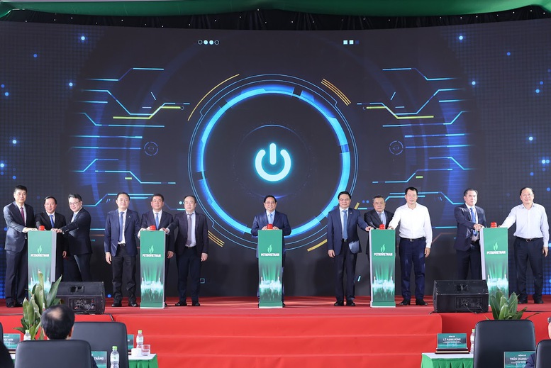 Thủ tướng khánh thành nhà máy điện LNG đầu tiên của Việt Nam – dự án kiểu mẫu, tiêu biểu về nhiều mặt- Ảnh 16. Thủ tướng khánh thành nhà máy điện LNG đầu tiên của Việt Nam – dự án kiểu mẫu, tiêu biểu về nhiều mặt- Ảnh 16.