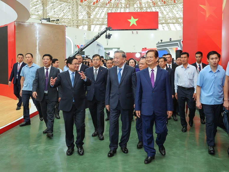 Thủ tướng Phạm Minh Chính: Không khí đặc biệt, khí thế đặc biệt, nỗ lực đặc biệt, sẽ tạo thành quả đặc biệt- Ảnh 13. Thủ tướng Phạm Minh Chính: Không khí đặc biệt, khí thế đặc biệt, nỗ lực đặc biệt, sẽ tạo thành quả đặc biệt- Ảnh 13.