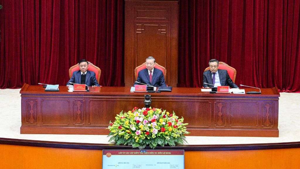 Các đồng chí chủ trì Hội nghị. Ảnh: dangcongsan.vn