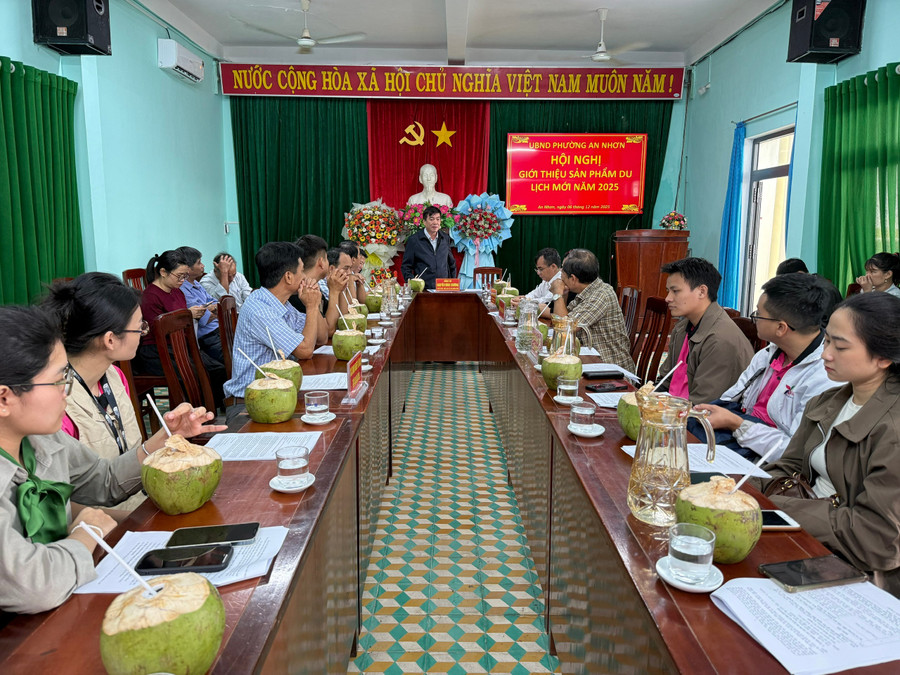 Quang cảnh hội nghị giới thiệu sản phẩm du lịch. Ảnh: Ngô Sương 1.jpg