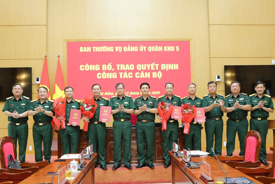 dai-ta-tran-the-phan-duoc-bo-nhiem-giu-chuc-chi-huy-truong-bo-chqs-tinh-gia-lai.jpg