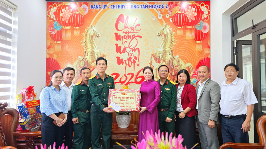 glo-chuc-tet-1.jpg