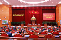 “Lằn ranh” quyền lực - ranh giới không thể bước qua
