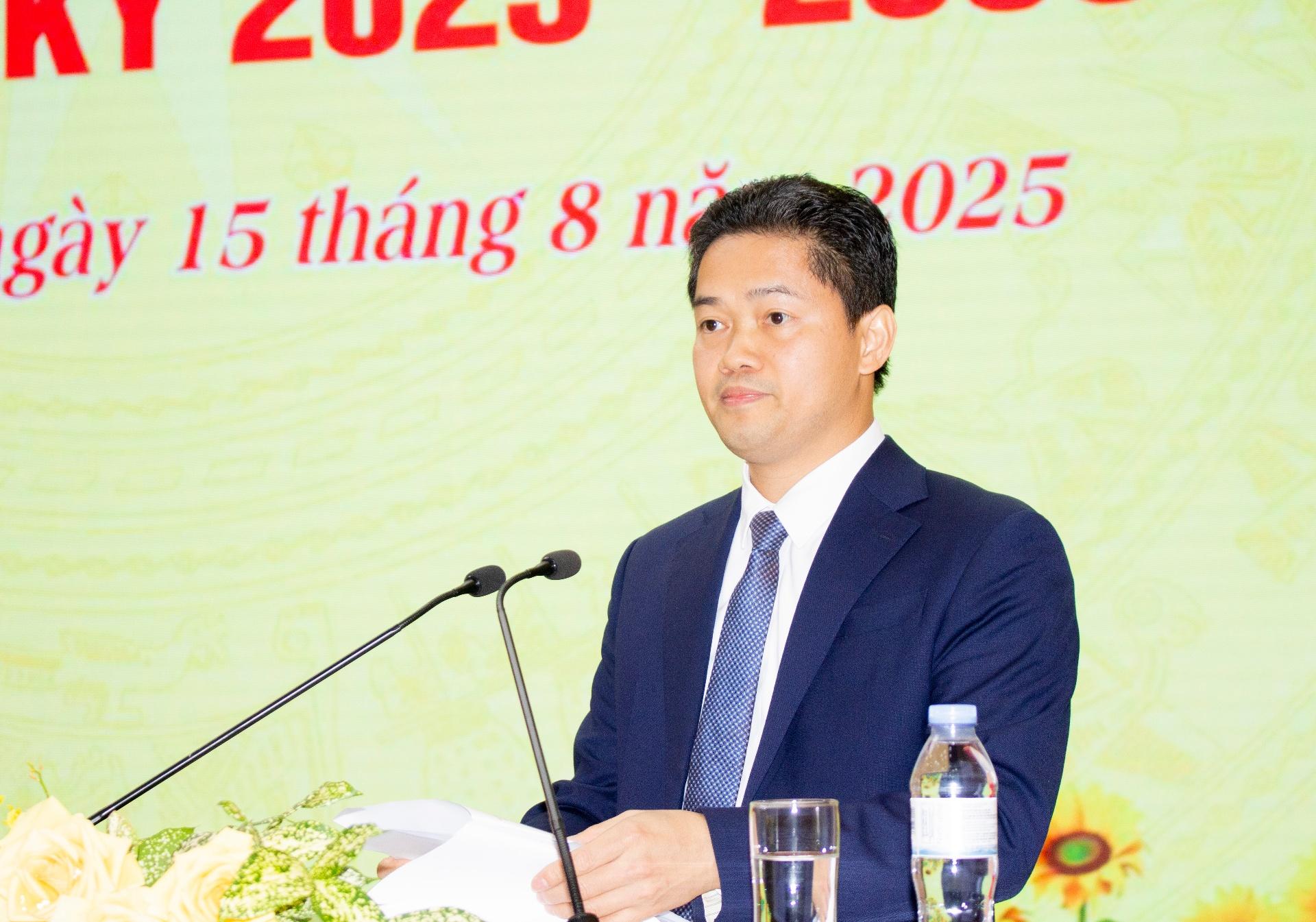 Đồng chí Vũ Mạnh Hà - Ủy viên dự khuyết Ban Chấp hành Trung ương Đảng, Phó Bí thư Thường trực Tỉnh ủy phát biểu chỉ đạo tại Đại hội. Đồng chí Vũ Mạnh Hà - Ủy viên dự khuyết Ban Chấp hành Trung ương Đảng, Phó Bí thư Thường trực Tỉnh ủy phát biểu chỉ đạo tại Đại hội.