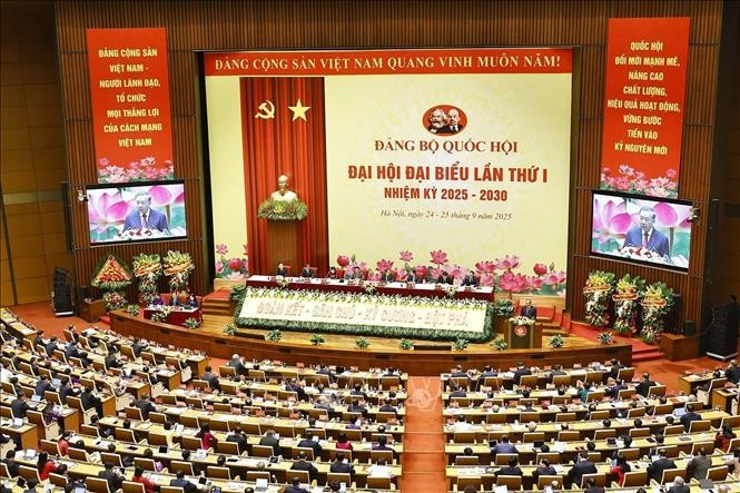 Tổng Bí thư Tô Lâm phát biểu chỉ đạo Đại hội đại biểu Đảng bộ Quốc hội lần thứ nhất. Ảnh: Doãn Tấn/TTXVN Tổng Bí thư Tô Lâm phát biểu chỉ đạo Đại hội đại biểu Đảng bộ Quốc hội lần thứ nhất. Ảnh: Doãn Tấn/TTXVN