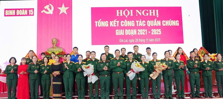 binh-doan-15-tong-ket-cong-tac-quan-chung-5488.jpg