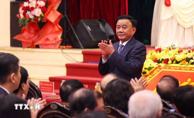 Ủy viên Bộ CHính trị, Thường trực Ban Bí thư, Bí thư Đảng ủy các cơ quan Đảng Trung ương Trần Cẩm Tú dự và chỉ đạo Đại hội. (Ảnh: Văn Điệp/TTXVN) Ủy viên Bộ CHính trị, Thường trực Ban Bí thư, Bí thư Đảng ủy các cơ quan Đảng Trung ương Trần Cẩm Tú dự và chỉ đạo Đại hội. (Ảnh: Văn Điệp/TTXVN)