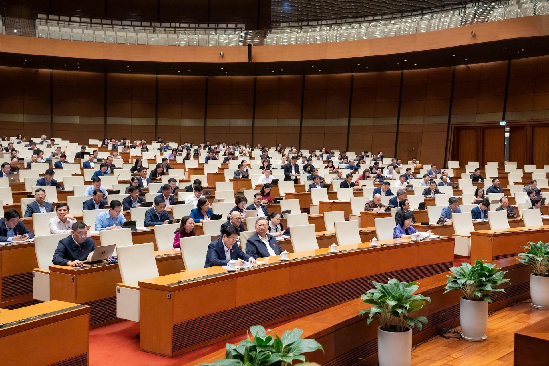 quốc hội sáng nay.jpeg