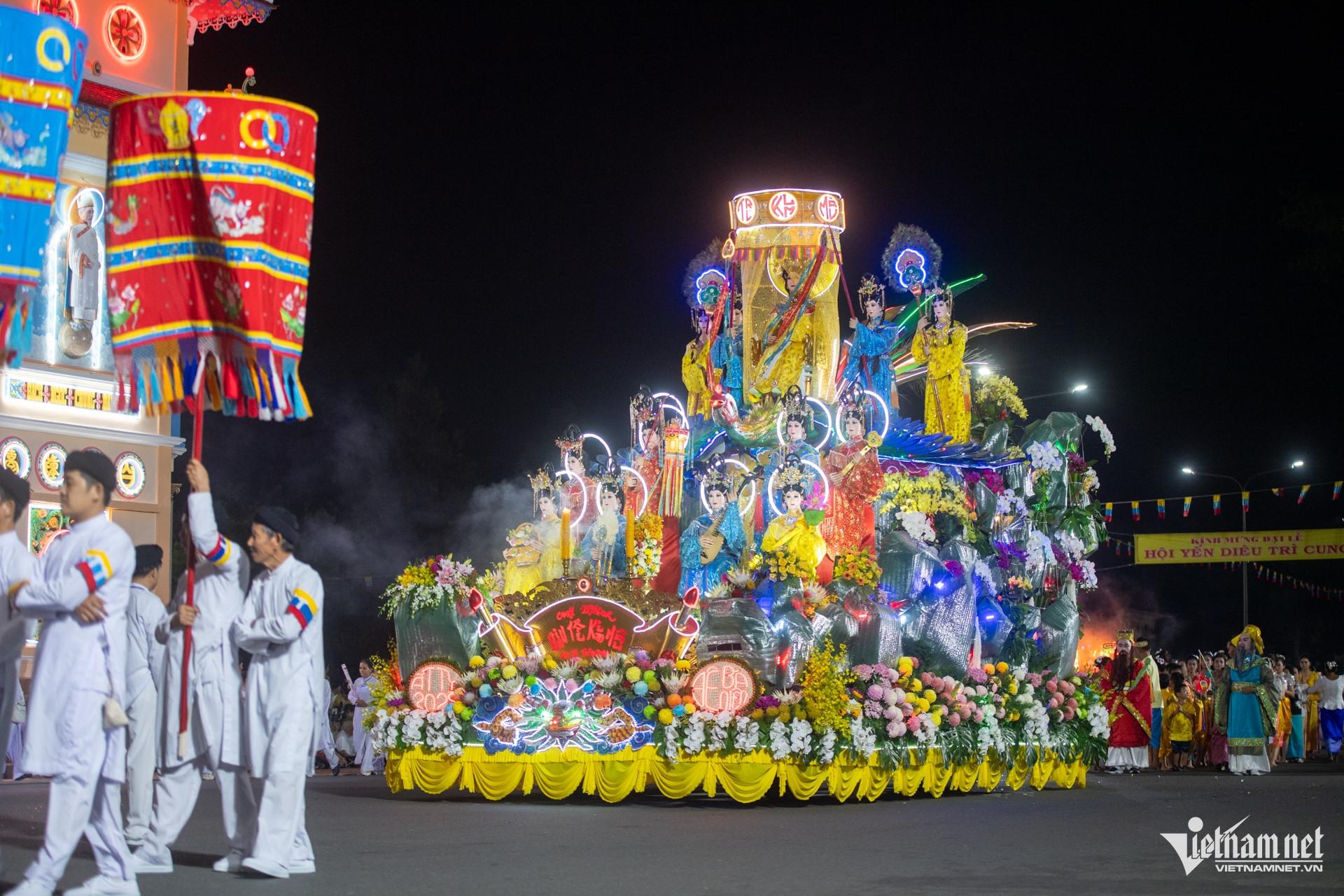 W-đạo cao đài 4.jpg