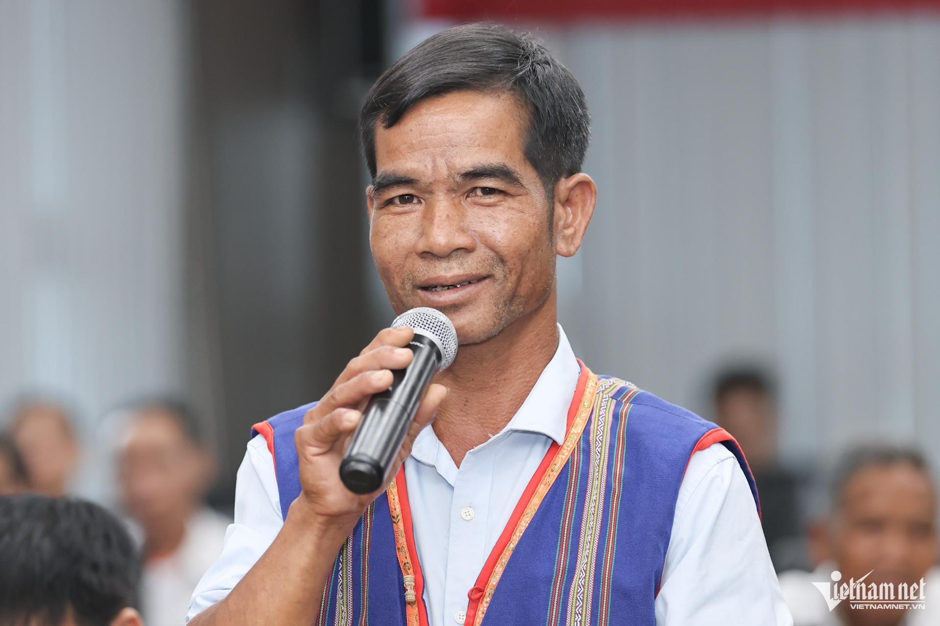 W-Ong Pham Van Than.jpg