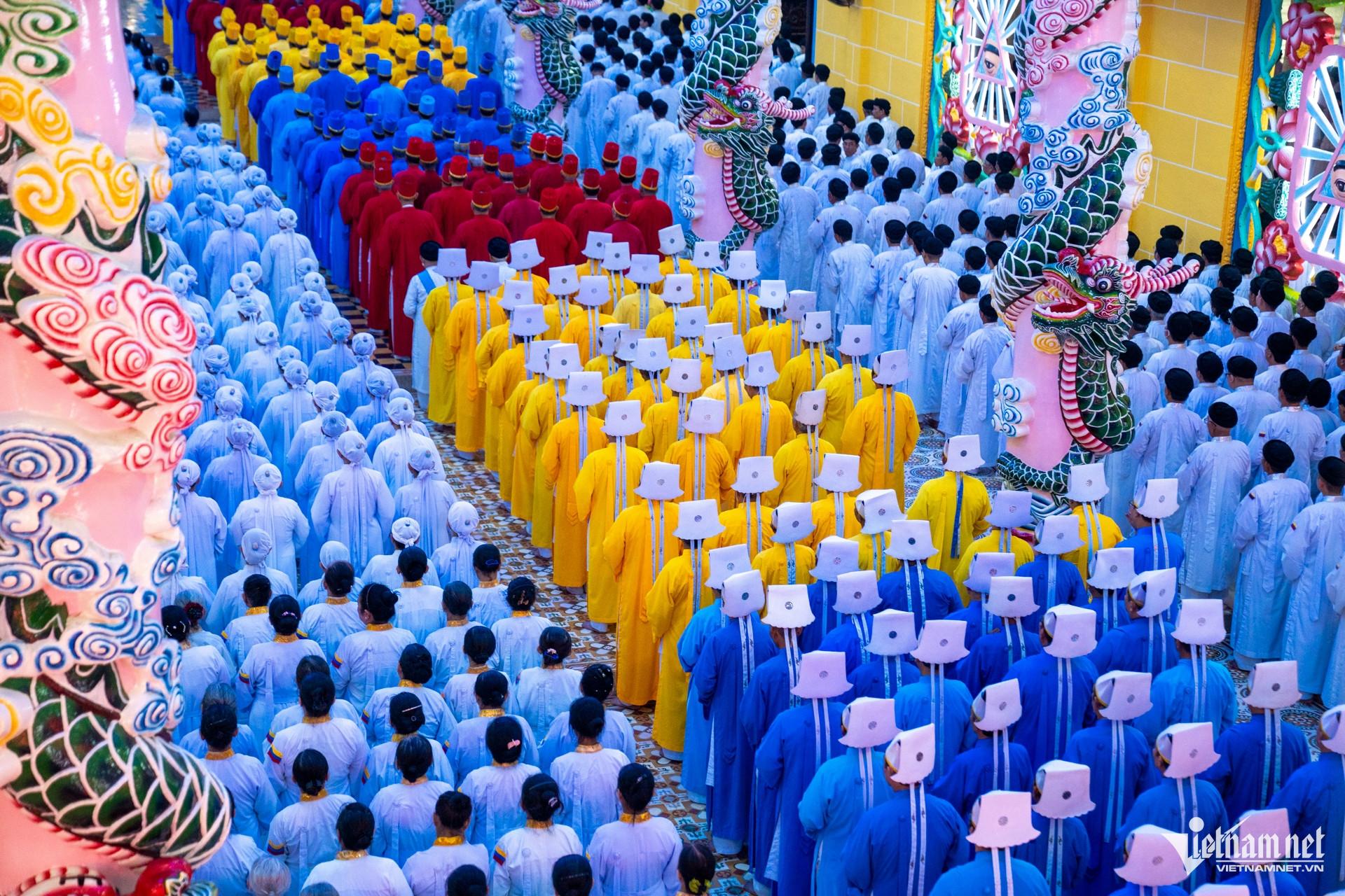 W-đạo cao đài 45.jpg