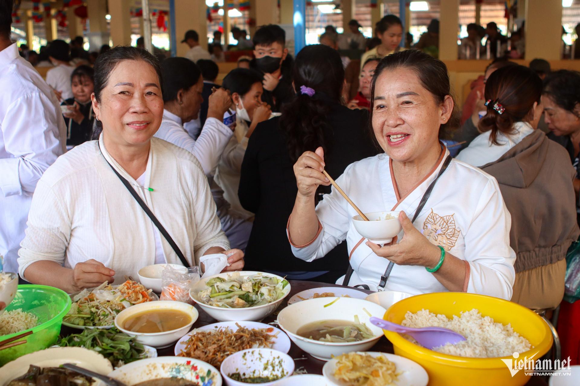 W-đạo cao đài 15.jpg