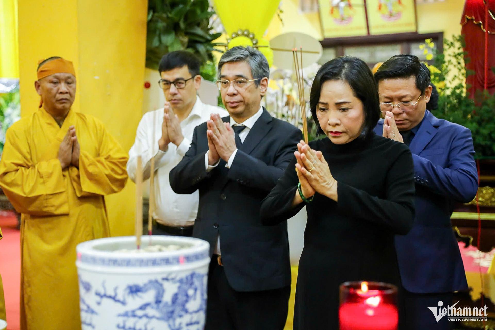 W-tang lễ hòa thượng Thích Trí Tịnh 3.jpg