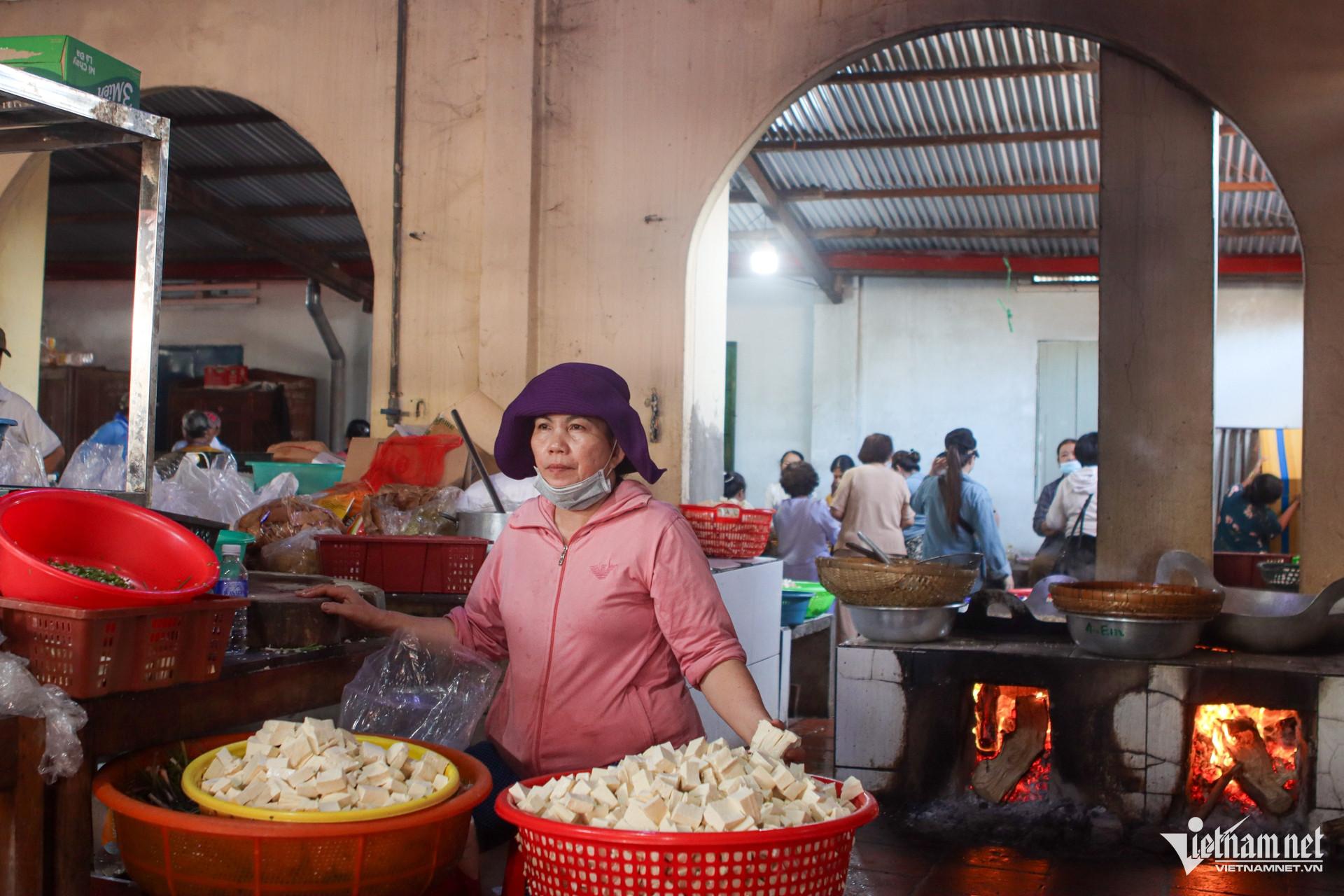 W-đạo cao đài 9.jpg