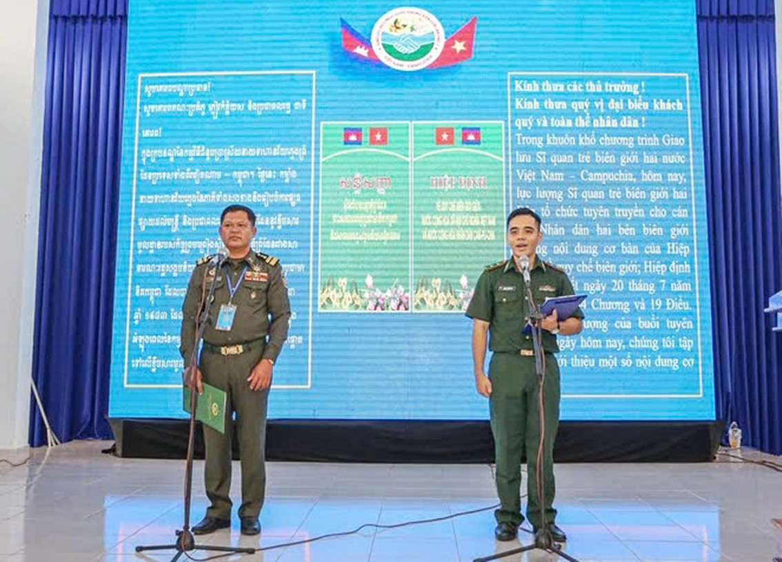 Tuyên truyền Campuchia 2.jpg