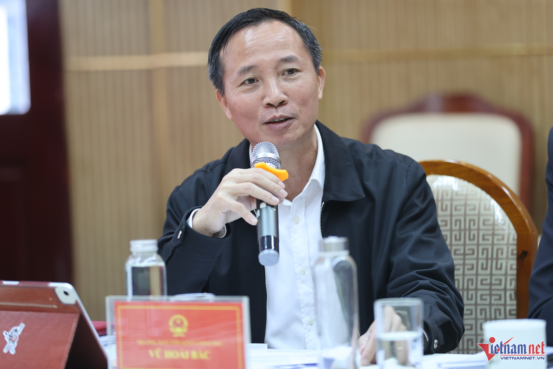 W-Vũ Hoài Bắc.jpg