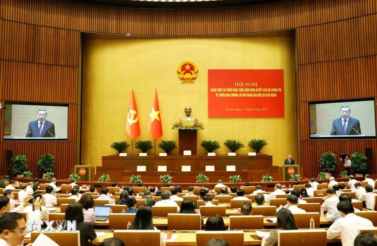 Tổng Bí thư, Chủ tịch nước Tô Lâm nhấn mạnh Nghị quyết số 06-NQ/TW có ý nghĩa đặc biệt quan trọng, là một trong những Nghị quyết chiến lược của Bộ Chính trị. Ảnh: TTXVN.