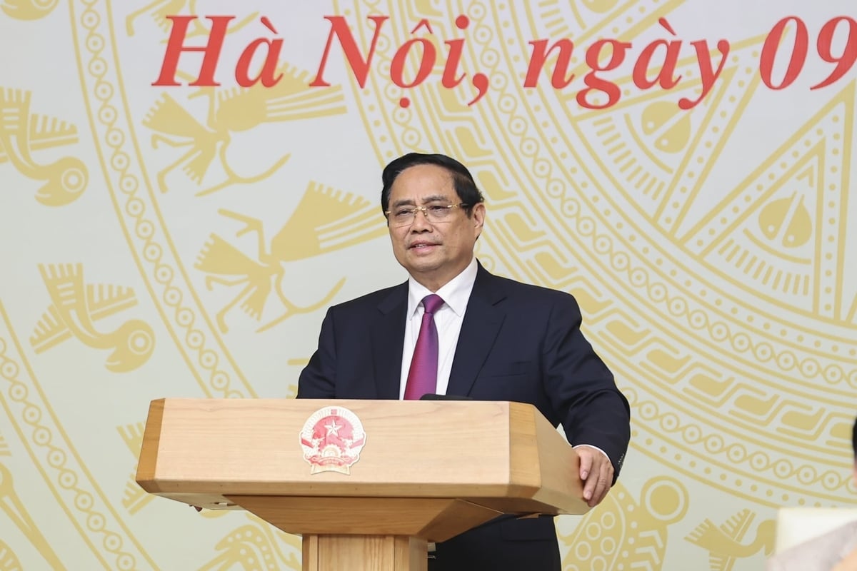 Thủ tướng giao nhiệm vụ cho các bộ, ngành, địa phương. Ảnh: VGP. Thủ tướng giao nhiệm vụ cho các bộ, ngành, địa phương. Ảnh: VGP.