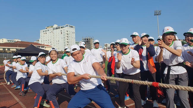 TP Huế phát động Chương trình "Toàn dân tập luyện thể dục thể thao" - Ảnh 2. TP Huế phát động Chương trình "Toàn dân tập luyện thể dục thể thao" - Ảnh 2.