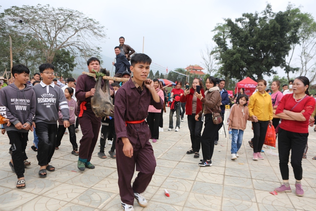 Bảo tồn Lễ mở cửa rừng – Nguồn lực văn hóa gắn với sinh kế bền vững của người Mường Minh Hòa - Ảnh 1. Bảo tồn Lễ mở cửa rừng – Nguồn lực văn hóa gắn với sinh kế bền vững của người Mường Minh Hòa - Ảnh 1.