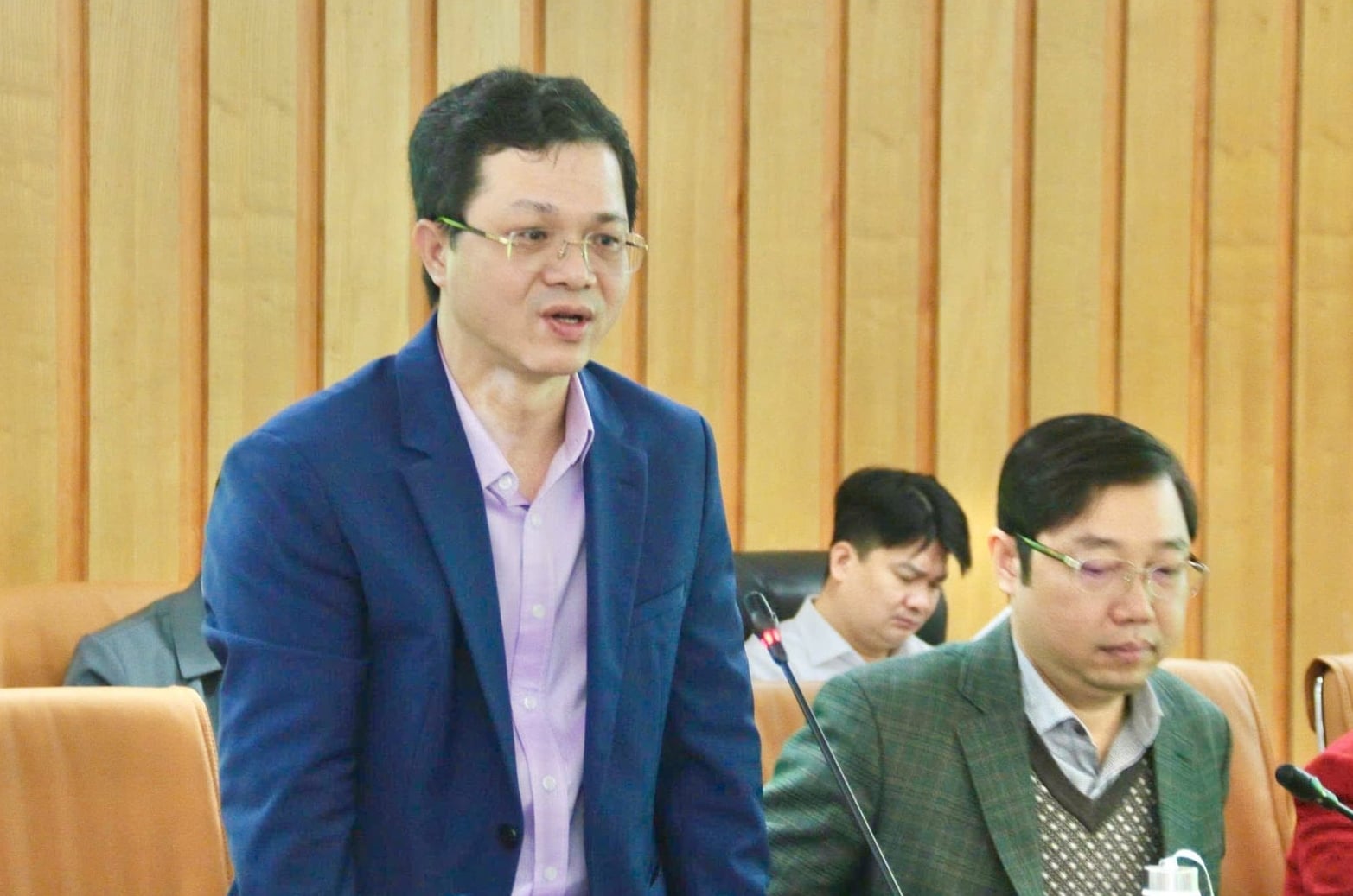 Ông Nguyễn Văn Long đề nghị Hội chủ động tham gia đề xuất các 'bài toán lớn' của ngành Nông nghiệp và Môi trường. Ảnh: Nguyễn Thủy.