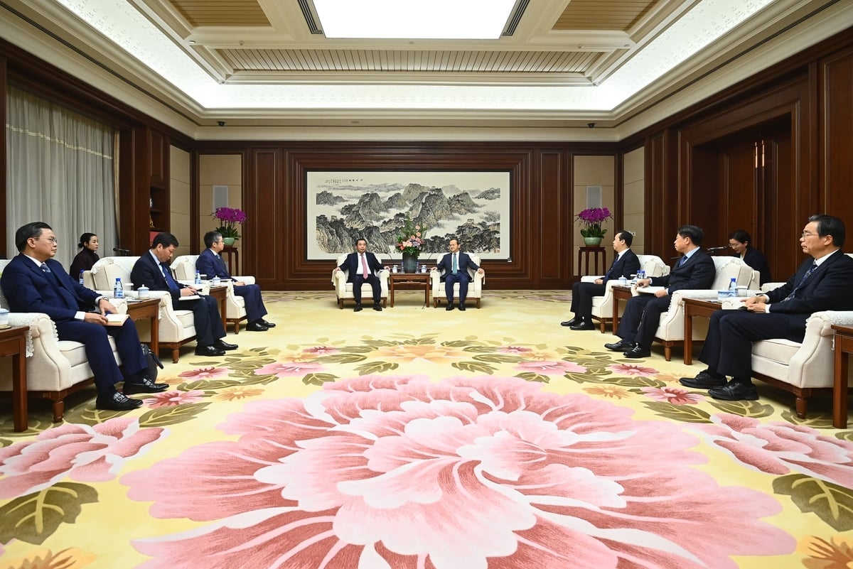 Những kinh nghiệm về cải thiện môi trường được Thị trưởng Ân Dũng chia sẻ rất chân thành với phía Việt Nam. Ảnh: Tùng Đinh.