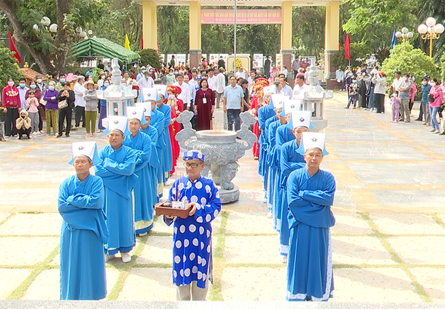 Đồng Tháp: Nâng cao hiệu quả quản lý và tổ chức lễ hội, bắn pháo hoa - Ảnh 1.