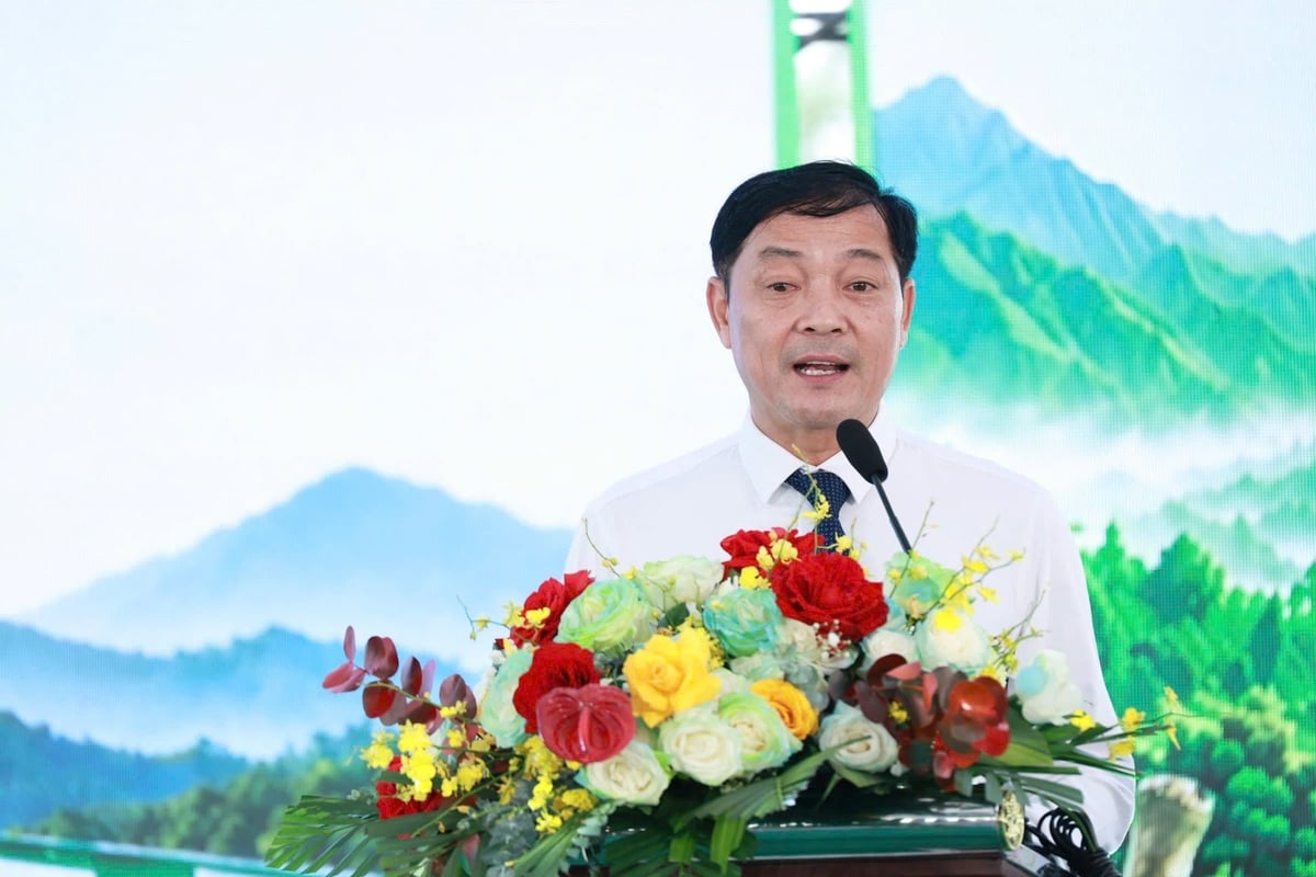 Thứ trưởng Bộ Nông nghiệp và Môi trường Lê Trọng Yên phát biểu về định hướng nâng cao giá trị, tăng chế biến sâu và phát triển bền vững ngành hàng sầu riêng Việt Nam. Ảnh: Nhật Tiến.