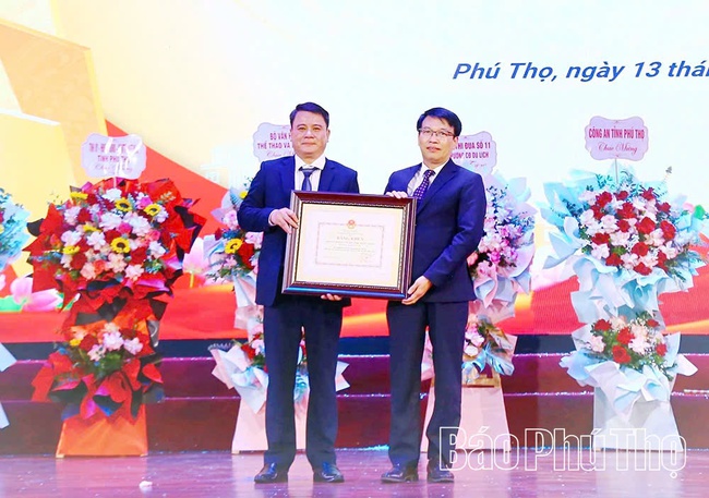Trường Cao đẳng Văn hóa nghệ thuật Tây Bắc kỷ niệm 60 năm ngày thành lập - Ảnh 7. Trường Cao đẳng Văn hóa nghệ thuật Tây Bắc kỷ niệm 60 năm ngày thành lập - Ảnh 7.