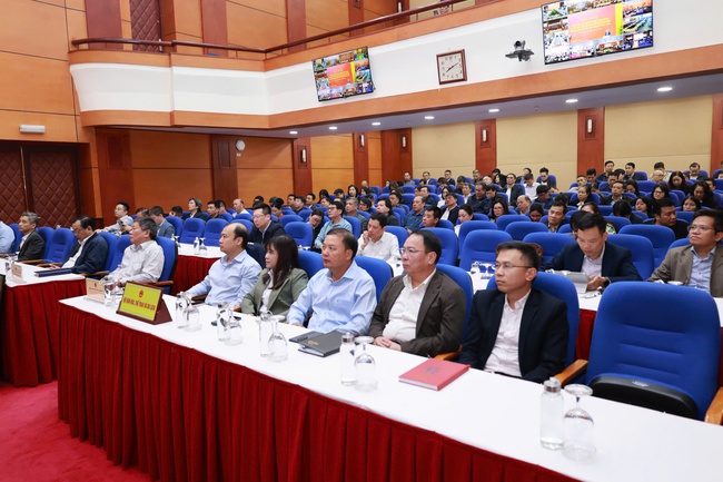 Quán triệt, triển khai thực hiện Nghị quyết Đại hội đại biểu Đảng bộ Chính phủ lần thứ I - Ảnh 2. Quán triệt, triển khai thực hiện Nghị quyết Đại hội đại biểu Đảng bộ Chính phủ lần thứ I - Ảnh 2.