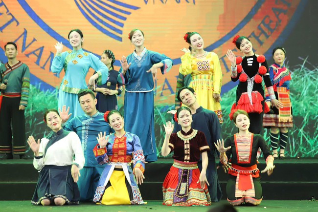 Thành lập Ban Tổ chức địa phương phối hợp tổ chức Liên hoan Nghệ thuật quần chúng Khu dân cư toàn quốc - Ảnh 2. Thành lập Ban Tổ chức địa phương phối hợp tổ chức Liên hoan Nghệ thuật quần chúng Khu dân cư toàn quốc - Ảnh 2.