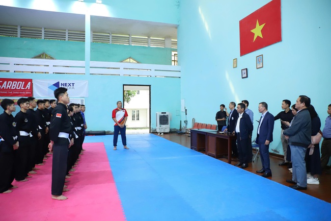 Thứ trưởng Hoàng Đạo Cương kiểm tra công tác tập luyện trước thềm SEA Games 33 - Ảnh 1. Thứ trưởng Hoàng Đạo Cương kiểm tra công tác tập luyện trước thềm SEA Games 33 - Ảnh 1.