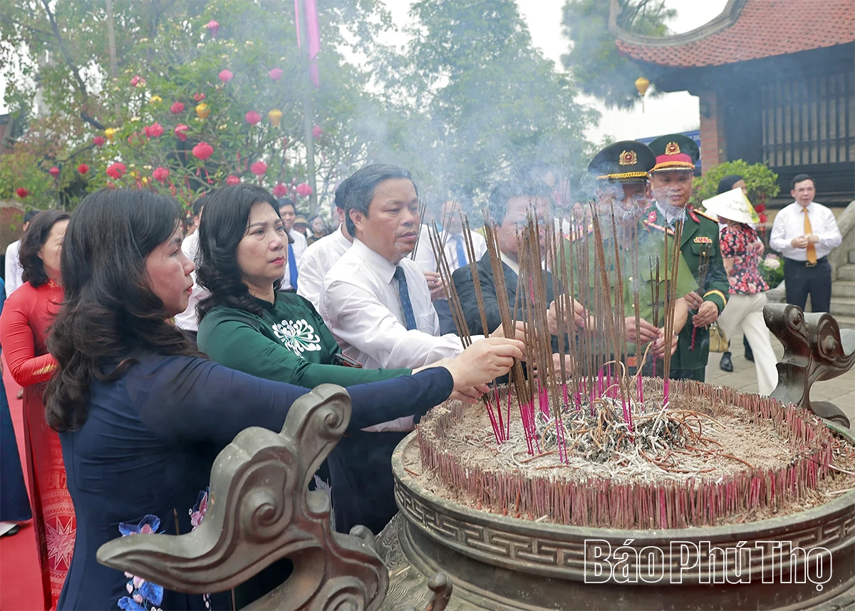 Lễ dâng hương tưởng niệm Tổ Mẫu Âu Cơ năm Bính Ngọ 2026