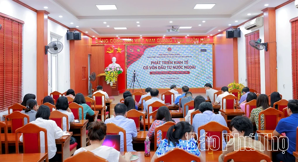 Đảng ủy các cơ quan Đảng tỉnh: Trên 2.000 đảng viên được quán triệt Nghị quyết của Bộ Chính trị về phát triển kinh tế có vốn đầu tư nước ngoài