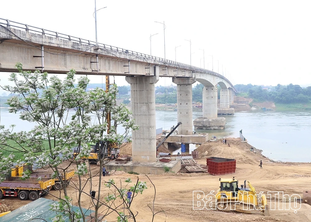 Kiểm tra công tác sửa chữa, khắc phục hư hỏng cầu Sông Lô