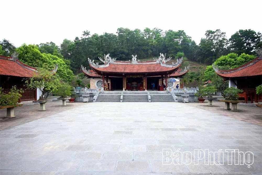Đền thờ Quốc Tổ Lạc Long Quân – cội nguồn thiêng liêng của dòng giống Việt